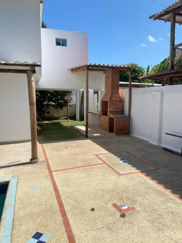 Cabaña con piscina y Cerca al mar VILLA CONEJO