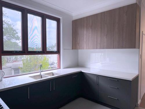 Sydney Holiday Accommodation - image 13