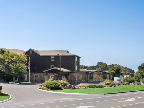 Holiday Inn Express Fort Bragg, An Ihg Hotel
