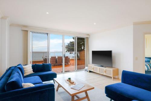 Beachfront Bliss - shared indoor pool & spa in Phillip Island