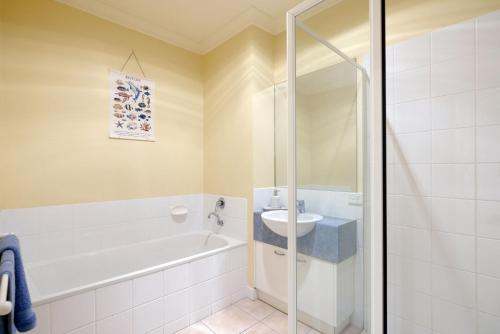 Three-Bedroom House image 2