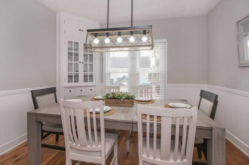 Lakeside Home in Lorain in Lorain, USA