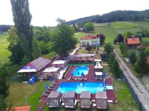 Vila Rodjak sa sela Vila Rodjak sa sela