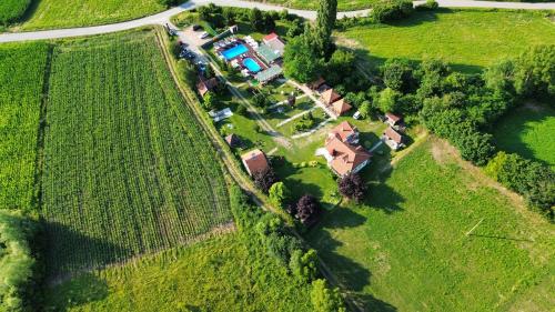 Vila Rodjak sa sela Vila Rodjak sa sela