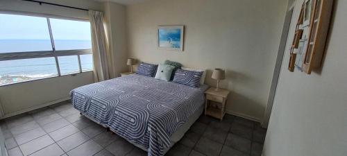 703 High Tide, Holiday Apartment, Main Beach, Amanzimtoti