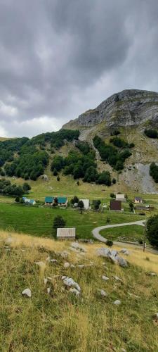 Katun Mokra accommodation & horseback riding