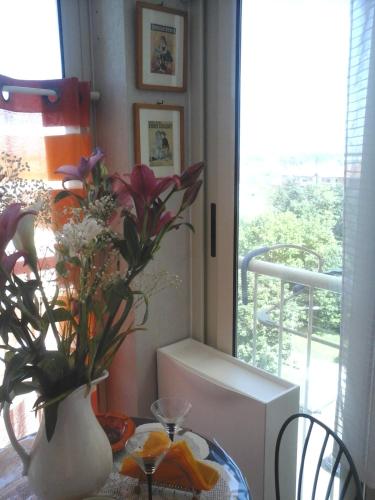 A different style B&B apartment – San Lazzaro di Savena, KY