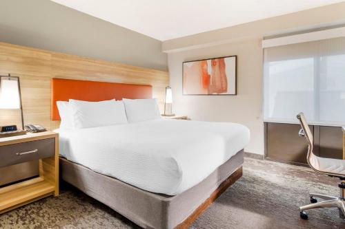 Candlewood Suites - Roanoke Airport