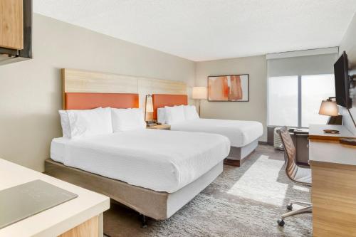 Candlewood Suites - Roanoke Airport