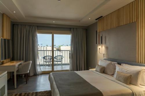 Sunrise Crystal Bay Resort -Grand Select in Hurghada