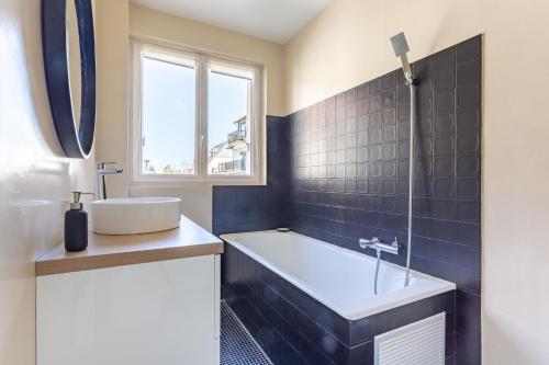 Le Carrousel - Appartement avec studio attenant - image 3