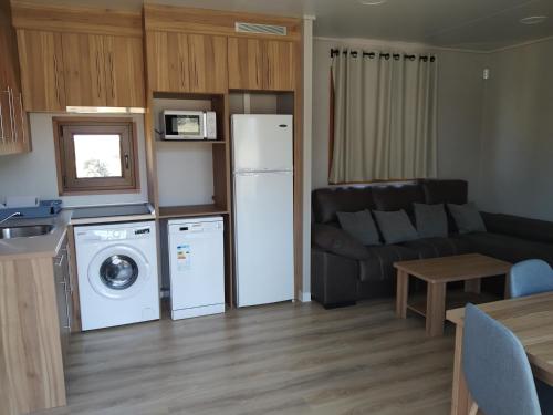 virtuve, Cruceros Alqueva in Cheles