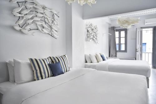 Whitelist Suite Fabrika in Mykonos Town