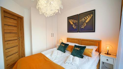 Apartment with Balcony image 5