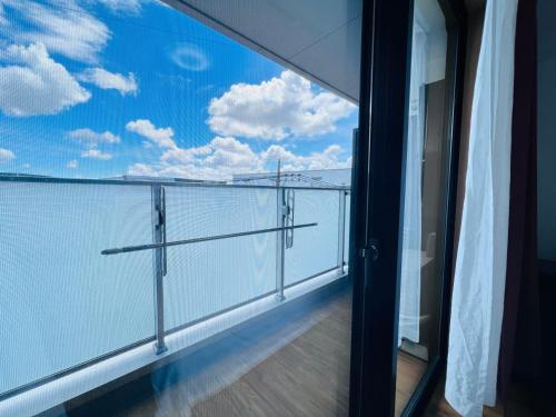 Balcony/terrace, YSTY-HOTEL in Yokohama