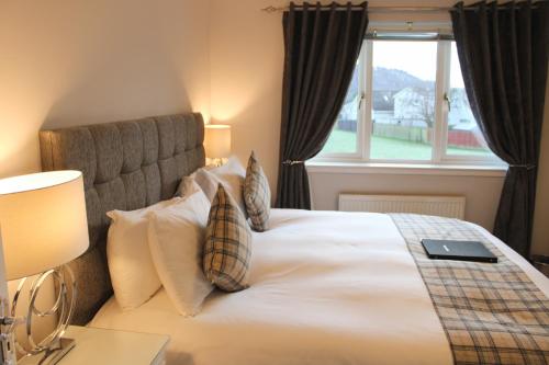 Springfield Lodge Bed and Breakfast - image 4