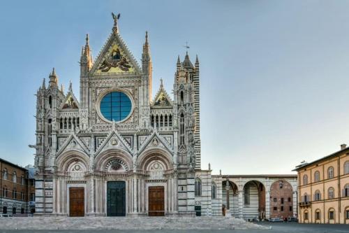 Palazzo Celsi Pollini [Duomo] Casa Emma