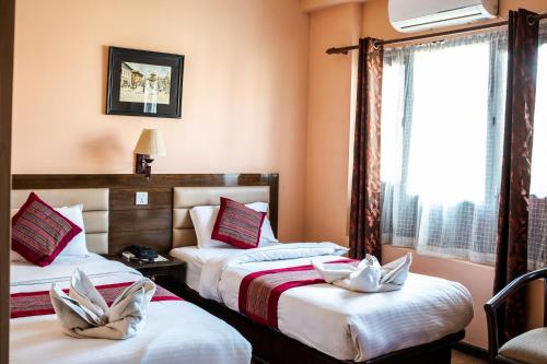 room detail thumbnail 1