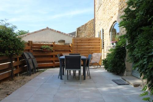 Létesítmények, Les Gites de Genas in Bourg-les-Valence