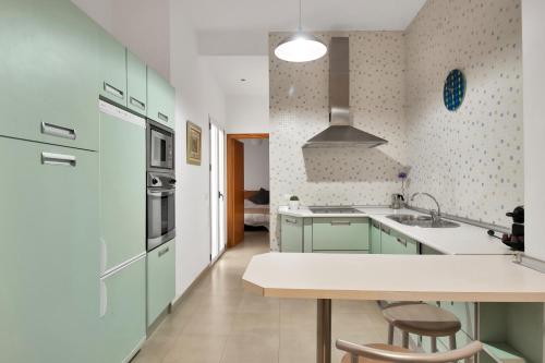 Apartamentos La Ermita - image 2