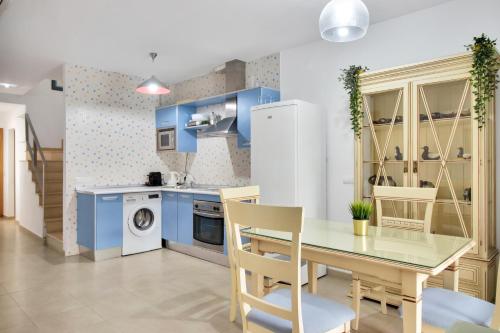 Apartamentos La Ermita - image 12