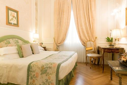 Classic Double or Twin Room image 6