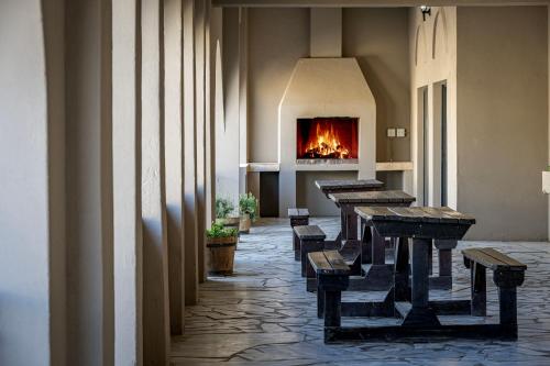 ทัศนียภาพภายนอกโรงแรม, โรงแรมแคลวีเนีย (Calvinia Hotel) in คาลวิเนีย