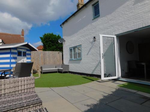 22 Cliff Road 22 Cliff Road