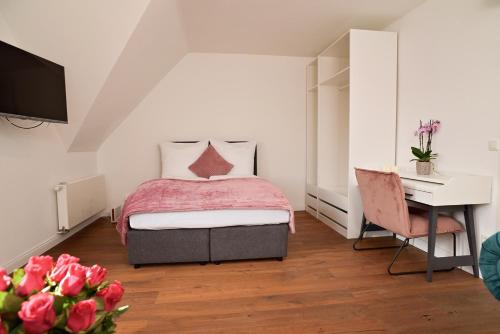 Victoria Altstadt Boardinghouse - image 4