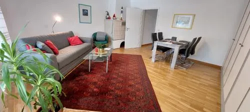 Wohnung zum Wohlfühlen beruflich und privat in Zell am Main, Deutschland