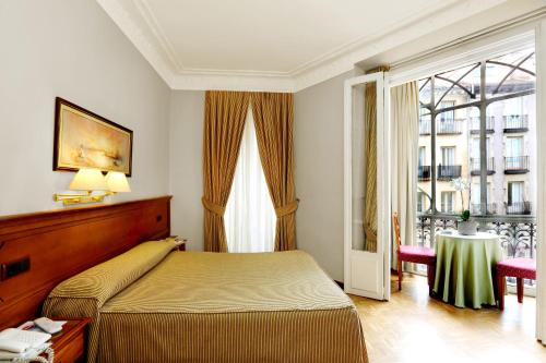 Hostal Macarena - image 2