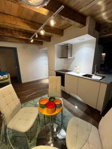 廚房, HOTEL CASAS DA FORTALEZA Casa da Torre in 歐泰羅德雷