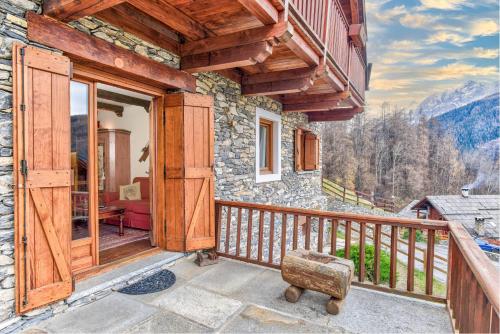  Chalet con vista mozzafiato e Box Auto Privato INCLUSO in Bardonecchia