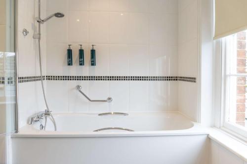 Hilton Puckrup Hall Tewkesbury - main image