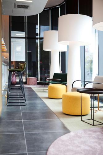 Hampton By Hilton Munich City Center East - image 11