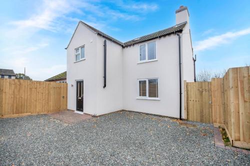 Newly Renovated Rural Cottage in North Scarle