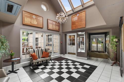 Hotel Mariners - image 12