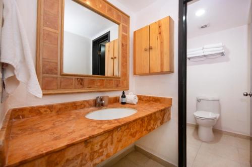 Fantastic family villa on the best beach of Cancun, Cancún (foto 7)