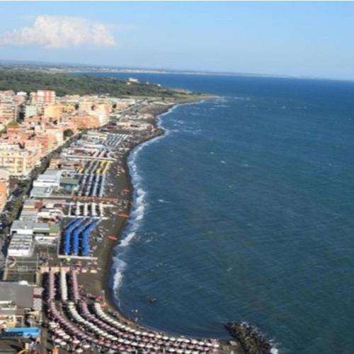  Incantevole Appartamento a Ladispoli in Ladispoli