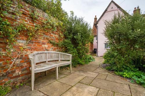 Dragonfly Cottage, Long Melford