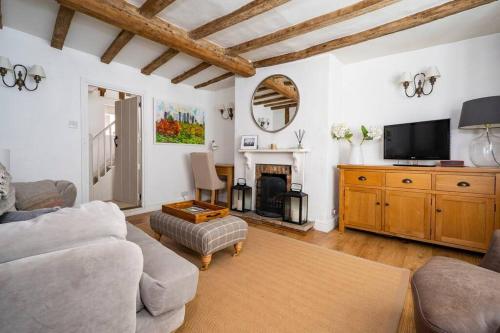 Dragonfly Cottage, Long Melford