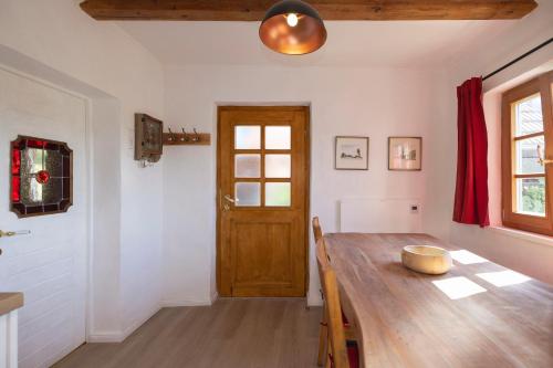  Traude Cottage in Moschendorf