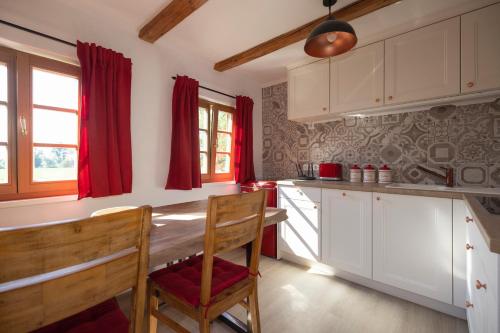  Traude Cottage in Moschendorf