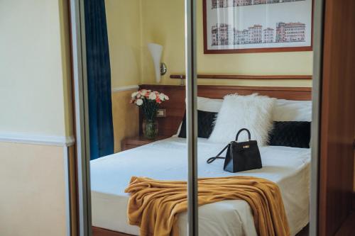 1 double bed
