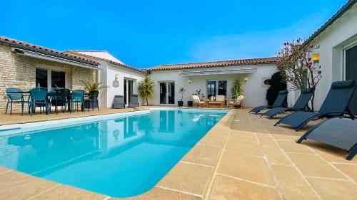 Magnifique villa avec piscine et billard - Location, gîte - Saint-Martin-de-Ré
