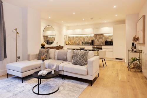 The Brighton And Hove Retreat - Modern 2BDR Flat