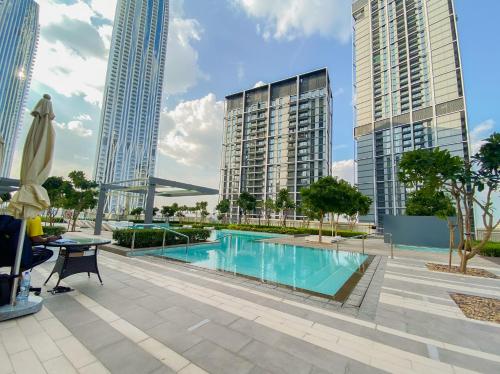 CitiHome-2BR creek harbour island, Dubaj