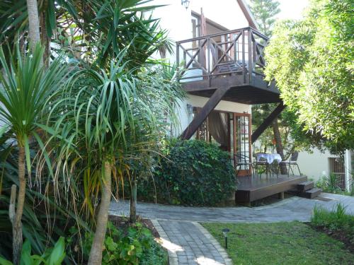Inn2Wilderness Guesthouse Room Type - Triple Room with Terrace