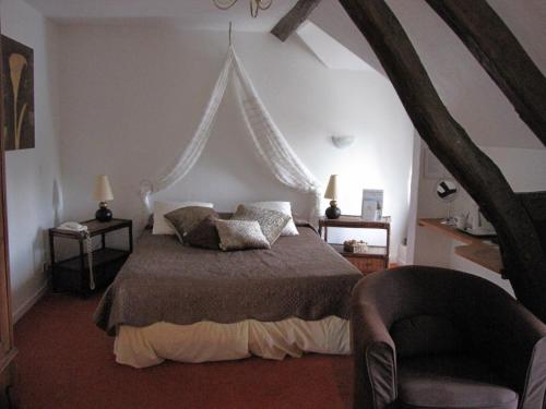 1 queen bed