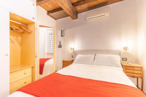 AC21 - Palazzetto Campo de' Fiori - image 12